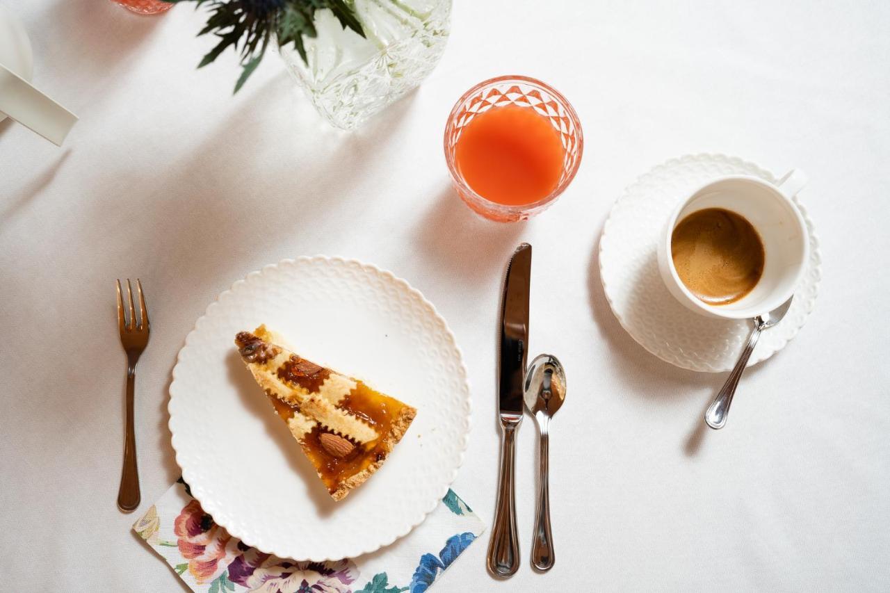 Bed and Breakfast Relais Maria Cristina Chianni Esterno foto